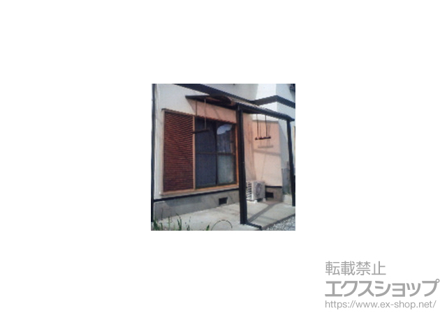 山梨県甲斐市ののテラス屋根 ヴェクター R型 テラスタイプ 積雪〜20cm対応+吊り下げ物干し 標準 2本入 施工例