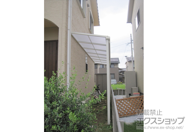 熊本県熊本市のLIXIL リクシル（トステム）のテラス屋根 ライザーテラスII F型 テラスタイプ 積雪〜20?対応 施工例