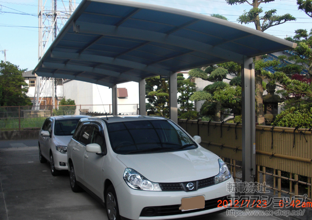 佐賀県唐津市ののカーポート プレシオスポート 縦連棟 積雪〜20cm対応+着脱式補助柱　2本入り 施工例