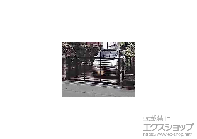 福岡県糟屋郡志免町ののカーゲート スウィングアップゲート 横格子型 手動式 施工例