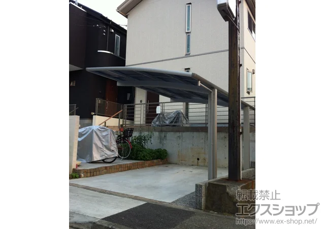 東京都町田市のYKKAPのカーポート レイナポート 積雪～20cm対応
幅=2,700mm 施工例