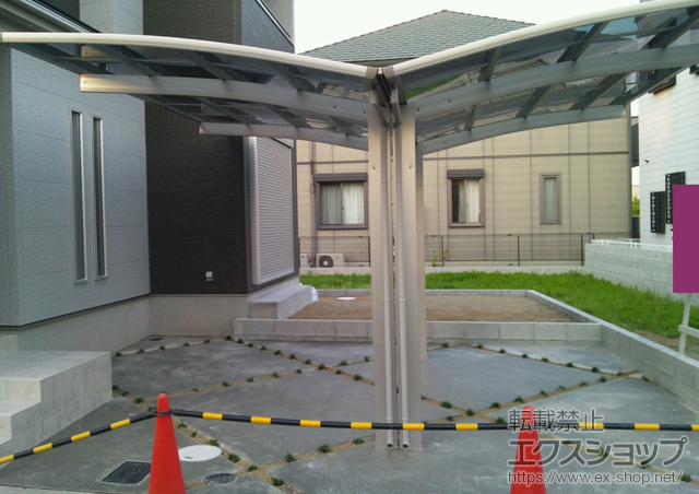 愛知県一宮市ののカーポート プレシオスポート Y合掌 積雪〜20cm対応 施工例