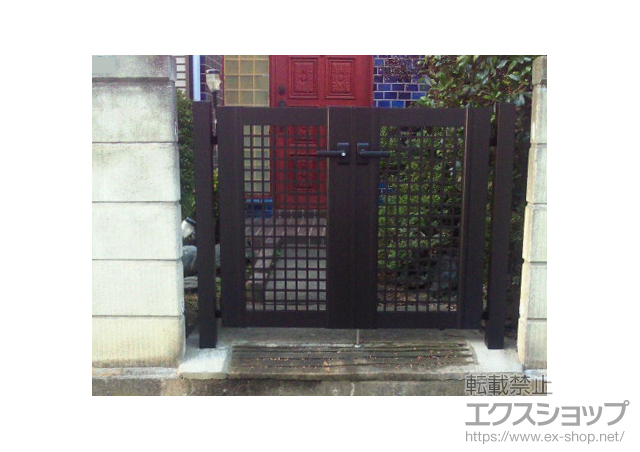 埼玉県越谷市のの門扉 エクスライン門扉3型 両開き 門柱 06-10 施工例