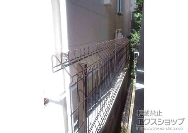 神奈川県藤沢市ののフェンス・柵 メッシュフェンス G10-R フリー支柱タイプ 施工例