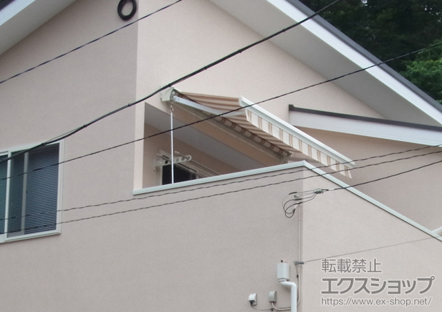 神奈川県横浜市のLIXIL リクシル（トステム）のオーニング・日よけ 彩鳥S型 レギュラータイプ 手動式 施工例