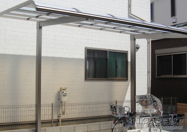 東京都葛飾区のLIXIL リクシル（トステム）のカーポート レガーナポートシグマIII 積雪〜30cm対応 施工例