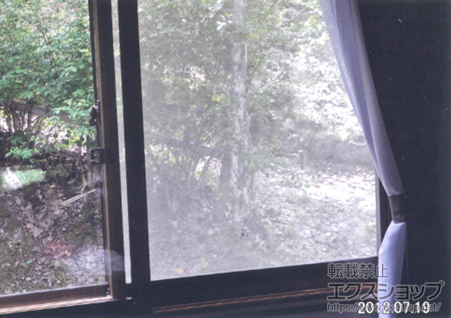 長野県須坂市のの玄関ドア、二重窓（内窓） プラメイクE 引違い窓 4枚建 施工例