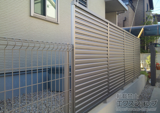 三重県鈴鹿市ののフェンス・柵 プリレオR9型フェンス フリーポールタイプ 施工例