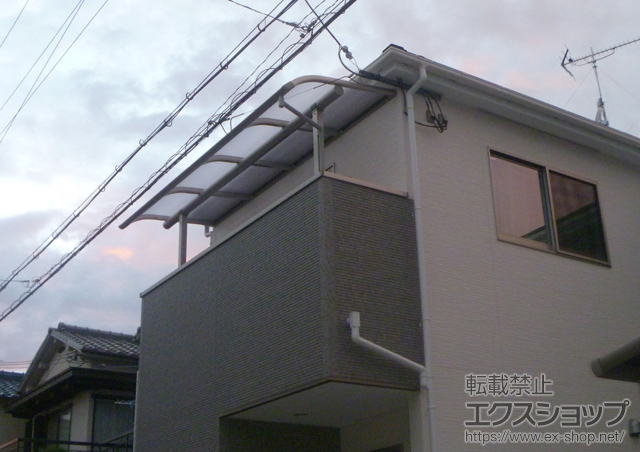 大阪府枚方市ののカーポート プレシオステラス R型 屋根タイプ 単体　積雪〜20cm対応 施工例