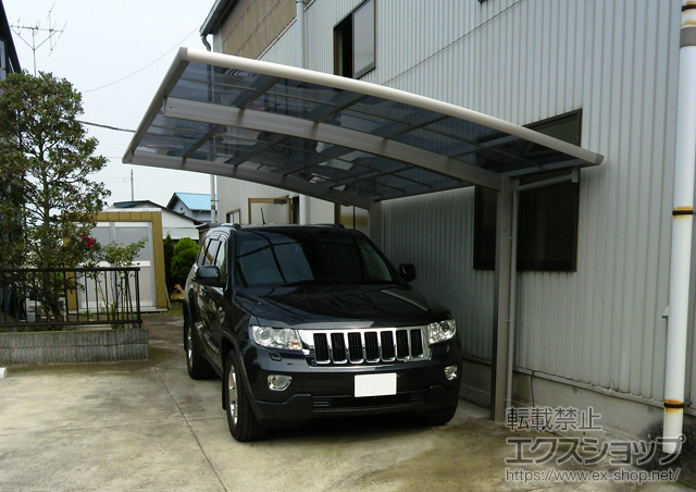 栃木県小山市ののカーポート レイナポート 積雪〜20cm対応 施工例