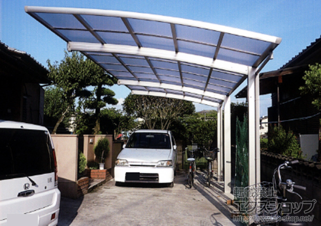 熊本県熊本市ののカーポート レイナポート 延長 積雪〜20cm対応+着脱式サポート　3本 施工例