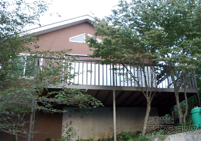 静岡県田方郡函南町のLIXIL リクシル（トステム）のバルコニー アクトステージA型 太格子  柱建て式 施工例