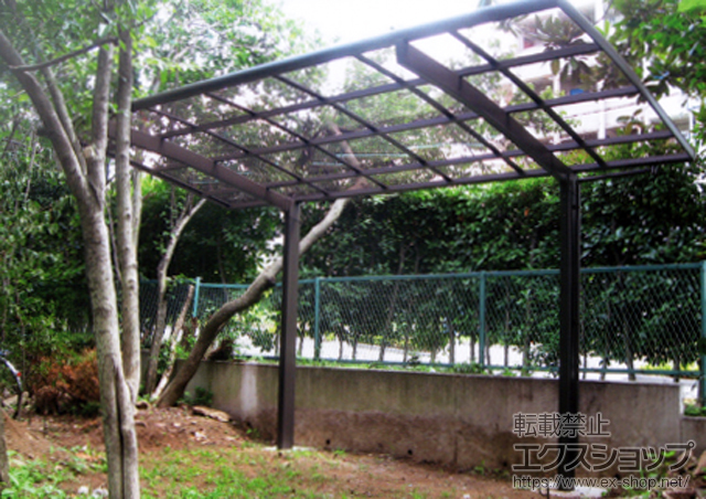 東京都板橋区のLIXIL リクシル（トステム）のカーポート カーブポートシグマIII 積雪〜30cm対応 施工例