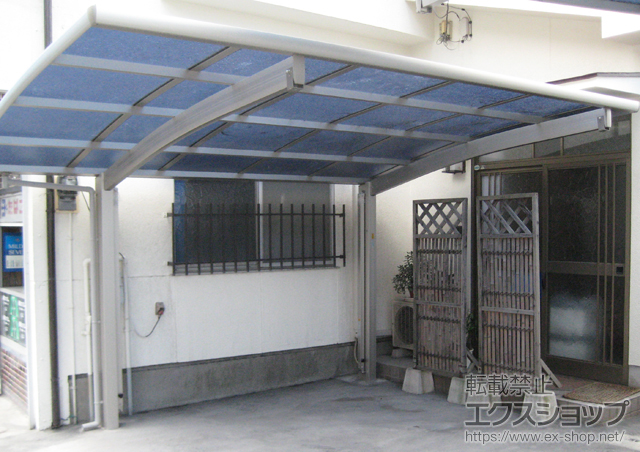 鹿児島県鹿児島市ののカーポート プレシオスポート 積雪〜20cm対応+プレシオスポート 着脱式サポート 2本入 施工例