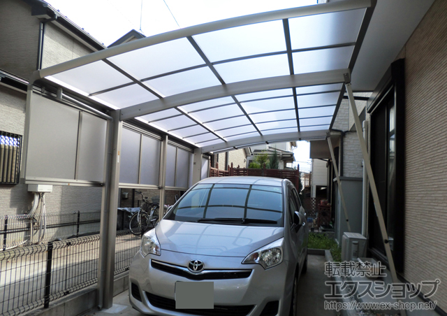 千葉県松戸市ののカーポート レイナポート 積雪〜20cm対応+レイナポート サイドパネル 57-08 施工例
