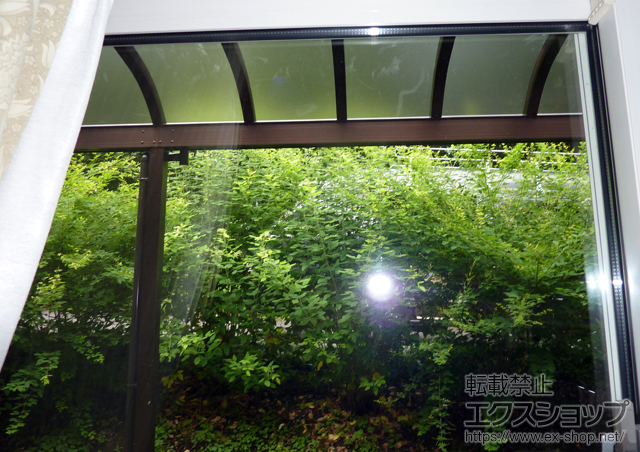 長野県北佐久郡軽井沢町ののテラス屋根 プレシオステラス R型 テラスタイプ 1500 連棟 積雪〜50ｃｍ対応 施工例