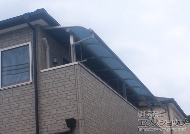 大阪府堺市ののバルコニー・ベランダ屋根 プレシオステラス R型 屋根タイプ 積雪〜20?対応 施工例