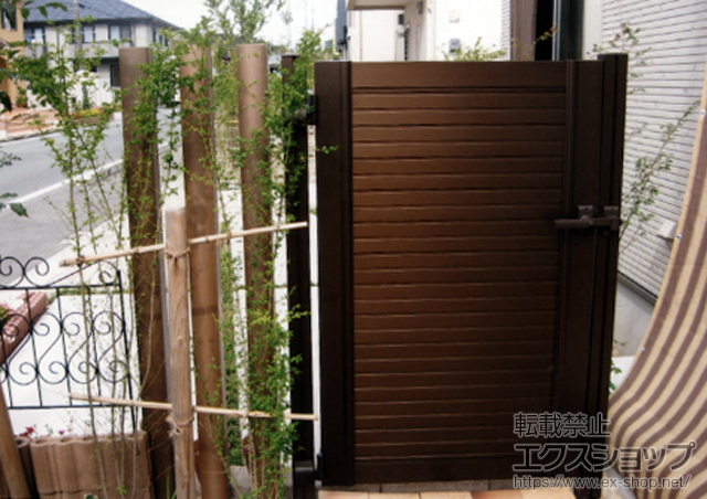 福岡県北九州市のの門扉 エクスライン門扉7型 片開き 門柱仕様 施工例