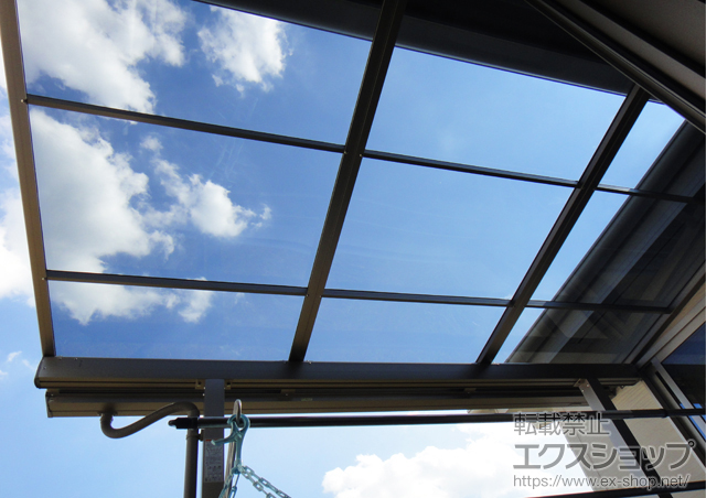 埼玉県和光市のLIXIL リクシル（トステム）のバルコニー・ベランダ屋根 ライザーテラスII F型 屋根タイプ 単体 積雪〜20cm対応 施工例