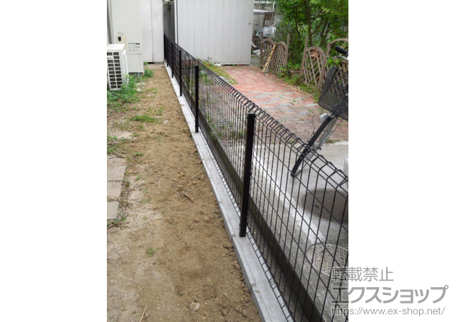 宮城県岩沼市ののフェンス・柵 イーネットフェンス1F型 自由柱タイプ 施工例