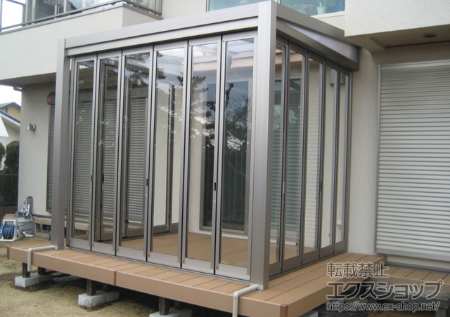 千葉県我孫子市ののテラス囲い・サンルーム 自然浴家族 Zima 標準・人工木フラットデッキ納め 施工例