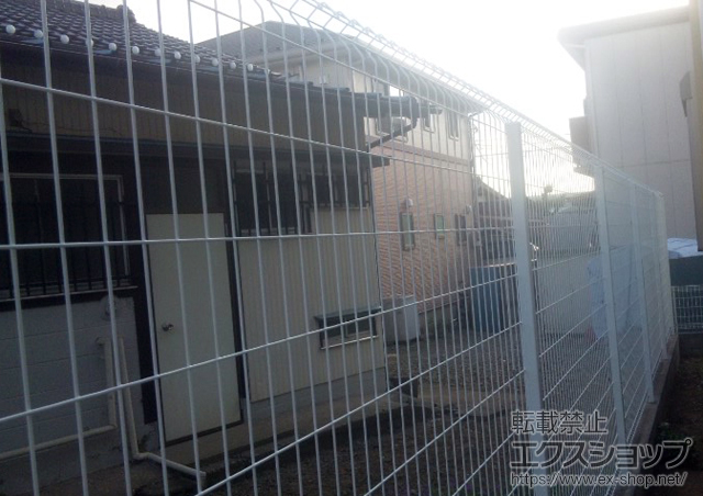 埼玉県さいたま市ののフェンス・柵 イーネットフェンス1F型 高尺・自由柱タイプ 施工例