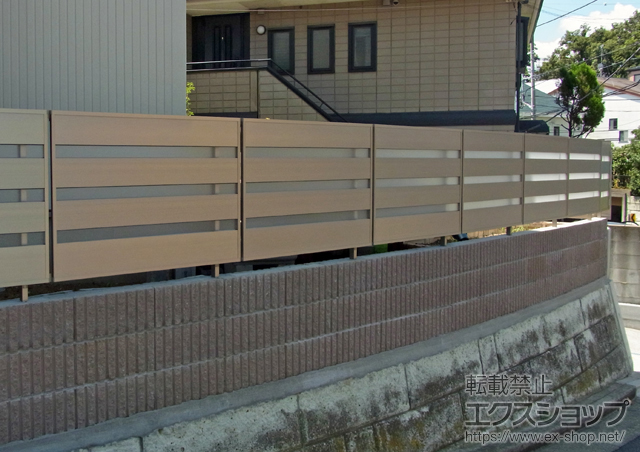 神奈川県川崎市ののフェンス・柵 ライフモダンII YP型フェンス 単色 フリーポールタイプ 施工例