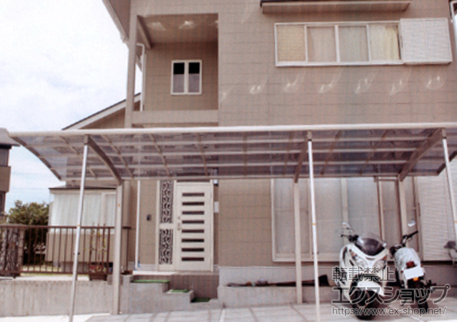 鹿児島県鹿児島市ののカーポート レイナポート 延長 積雪〜20cm対応+着脱式サポート柱 3本入り 施工例