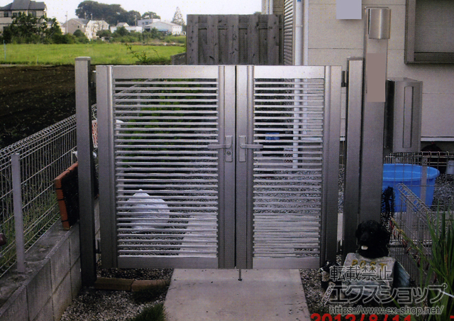 神奈川県高座郡寒川町のの門扉 プリレオ R1型 両開き 施工例