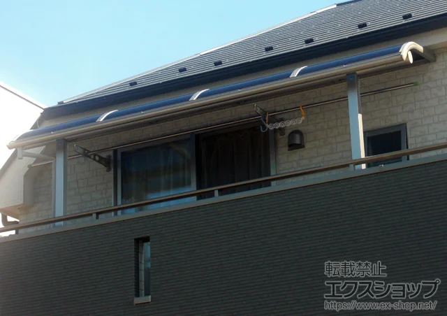 東京都府中市のYKKAPのバルコニー・ベランダ屋根 ヴェクターテラス R型 屋根タイプ 単体　積雪～20cm対応 施工例