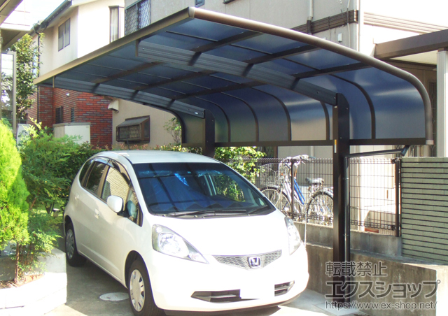 埼玉県蓮田市ののカーポート レイナキャップポート　積雪〜20?対応 施工例