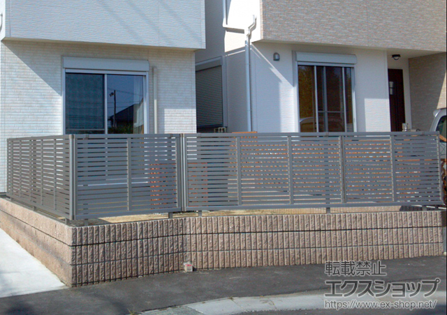 愛知県蒲郡市ののフェンス・柵 エクスラインフェンス5型 自由柱タイプ 施工例