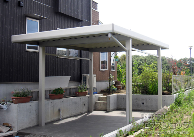 青森県八戸市ののカーポート ジーポートneo Aタイプ 角柱仕様 標準鼻隠し 積雪〜100cm対応 施工例