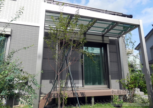 東京都小金井市ののパーゴラ リレーリア パーゴラ サンシェードカーテン付き 施工例