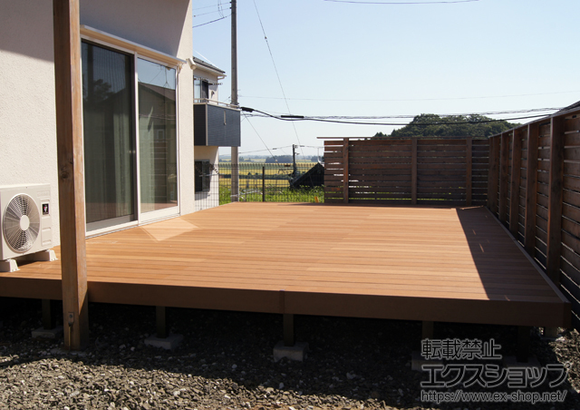 宮城県亘理郡亘理町のLIXIL リクシル（トステム）のウッドデッキ リコステージII 連棟 施工例