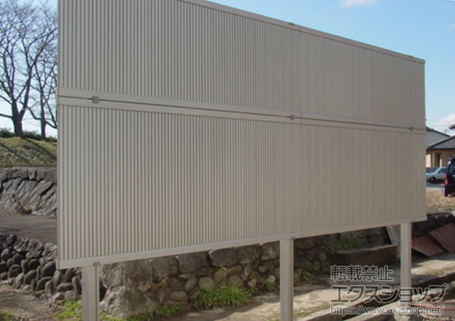 富山県富山市ののフェンス・柵 エクスラインフェンス8型 施工例