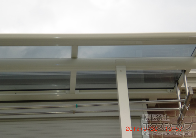 神奈川県横浜市ののバルコニー・ベランダ屋根 ヴェクターテラス F型 屋根タイプ 積雪〜20?対応 施工例