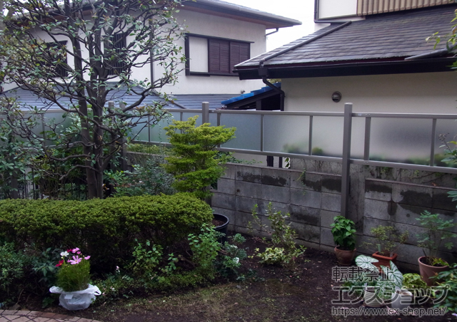 神奈川県横浜市ののフェンス・柵 シャレオRP型フェンス 多段柱施工 施工例