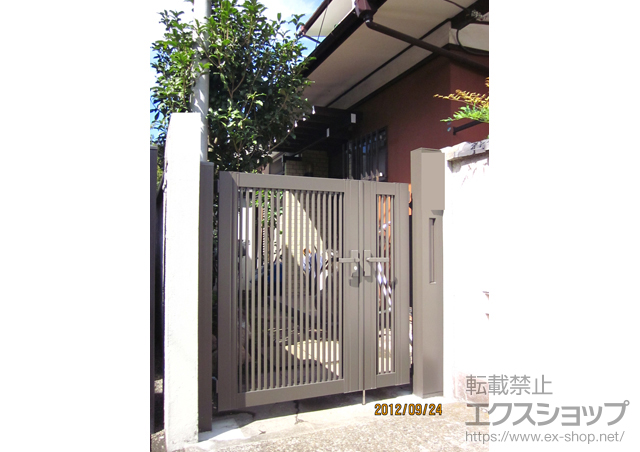 東京都三鷹市のの門扉 プリレオ R2型 両開き親子 門柱仕様 施工例