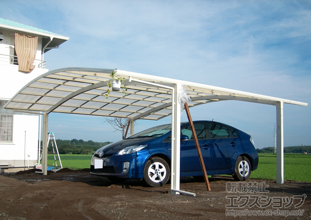 熊本県合志市のLIXIL リクシル（トステム）のカーポート カーブポートシグマIII ワイド 積雪〜20cm対応 施工例