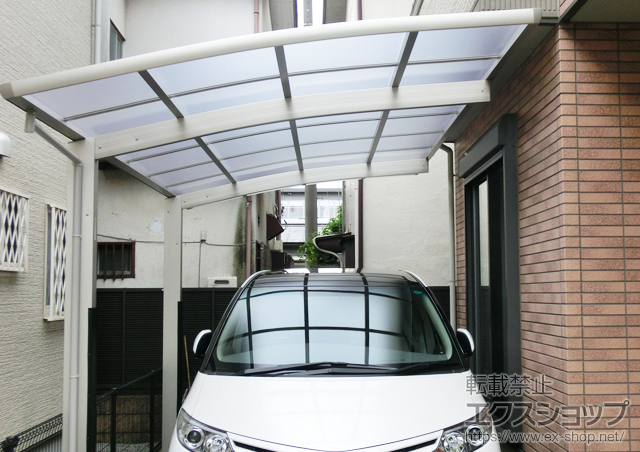 千葉県柏市ののカーポート レイナポート 積雪〜20cm対応＋柱カバー(小) 施工例