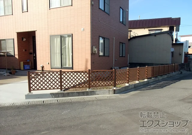 青森県青森市のの門扉、フェンス・柵・塀 ステイウッドフェンスM1型 間仕切りタイプ 施工例