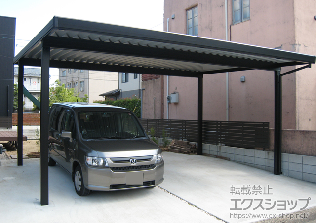 宮崎県宮崎市のLIXIL リクシル（トステム）のカーポート テリオスポートIII 900 2台用 4本柱 積雪〜30cm対応 施工例