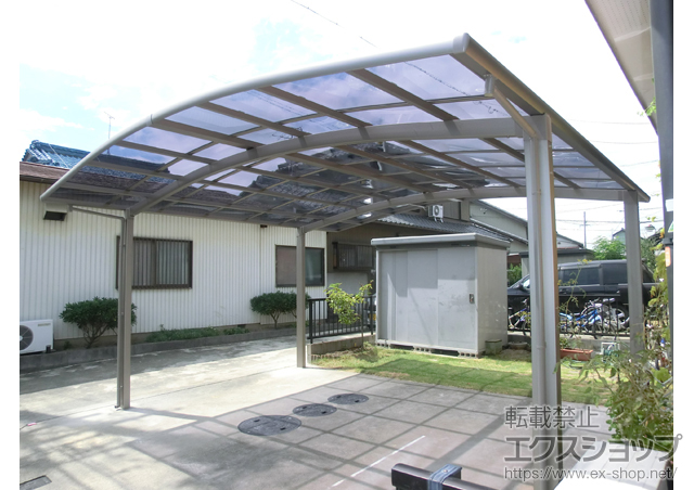 愛知県一宮市のLIXIL リクシル（トステム）のカーポート カーブポートシグマIII ワイド 積雪〜20cm対応 施工例