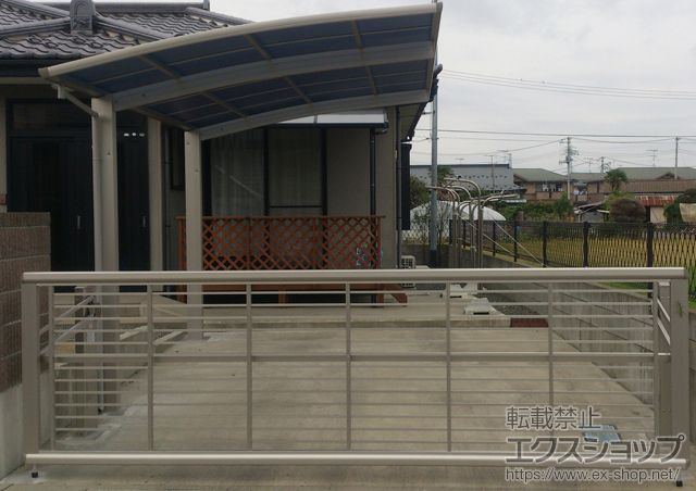 宮城県東松島市ののカーゲート エクスラインアップゲート ワイド 1型 手動式 施工例