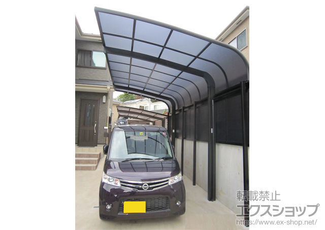 千葉県佐倉市のLIXIL リクシル（トステム）のカーポート テールポートシグマIII　積雪〜20cm対応＋サイドパネル　1段H1000　57タイプ用 施工例