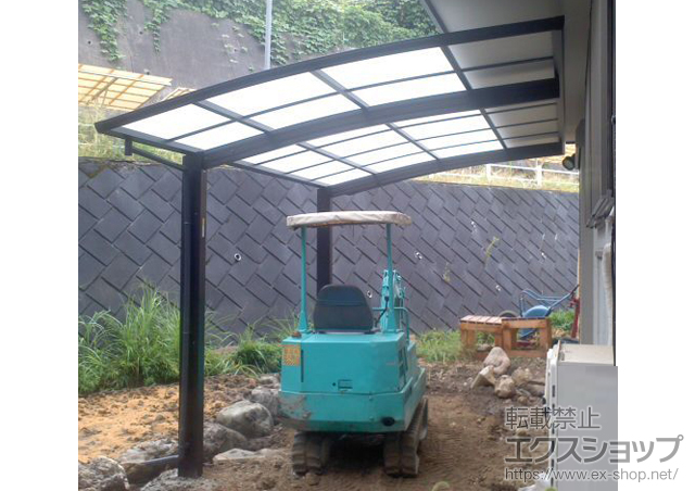 東京都あきる野市ののカーポート プレシオスポート 積雪〜20cm対応 施工例