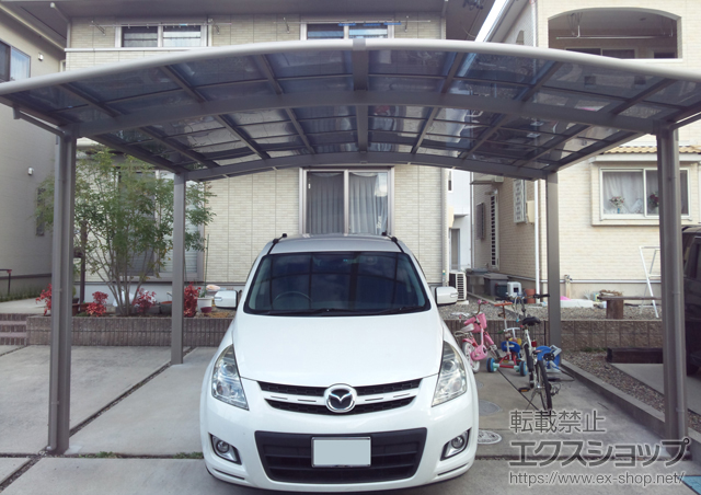 岐阜県羽島郡岐南町のLIXIL リクシル（トステム）のカーポート カーブポートシグマIII ワイド 積雪〜30cm対応 施工例