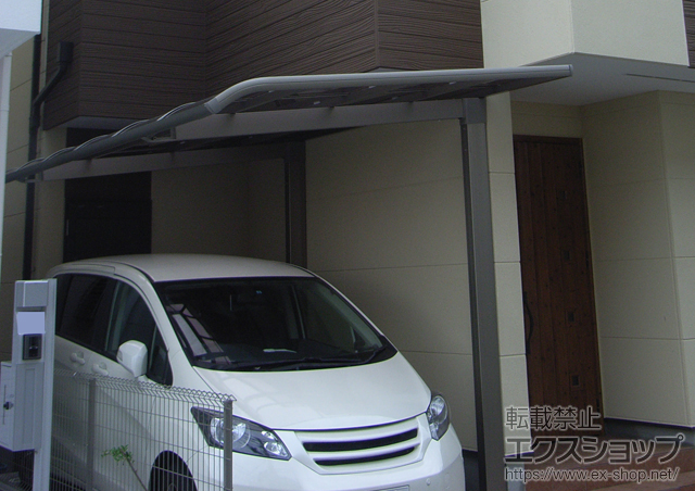 大阪府茨木市のLIXIL リクシル（トステム）のカーポート レガーナポートシグマIII 樋あり 積雪〜30cm対応 施工例