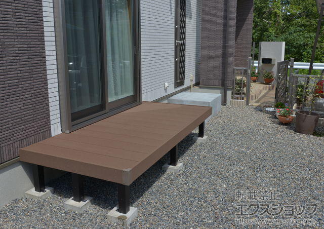 岐阜県可児市ののウッドデッキ リウッドデッキ 200 単体 施工例